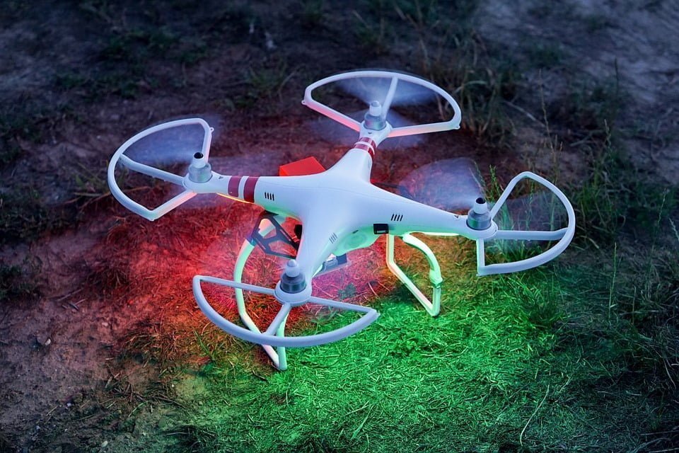7 Best Micro Drones In 2023 Complete Buying Guide)