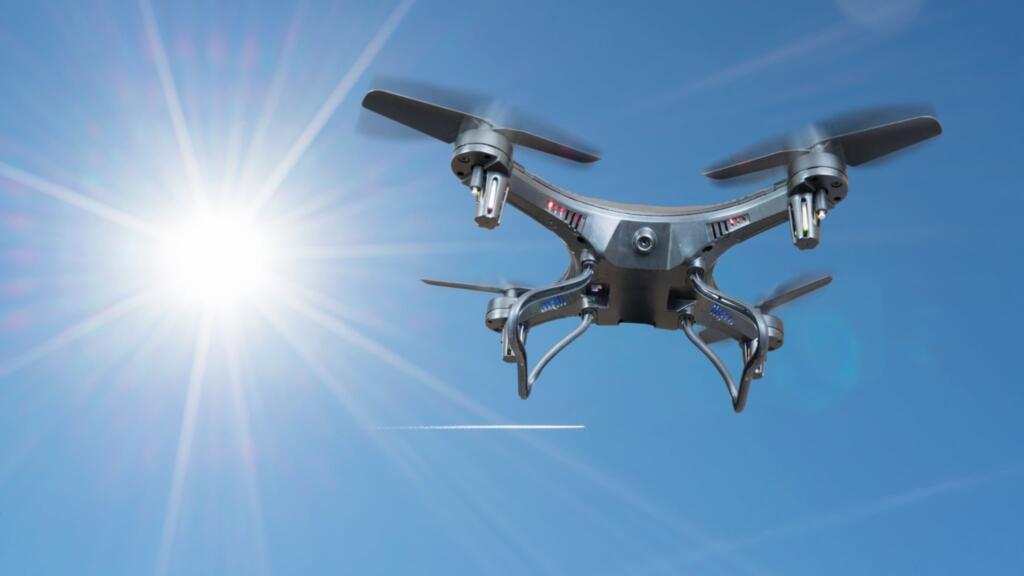 7 Best Wind Resistant Drones For Windy Conditions [year]