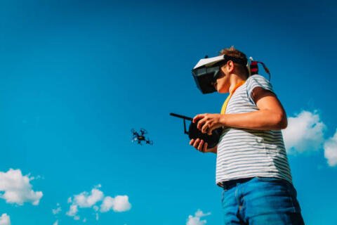 7 Best VR Drones [year] (A Complete Buying Guide)